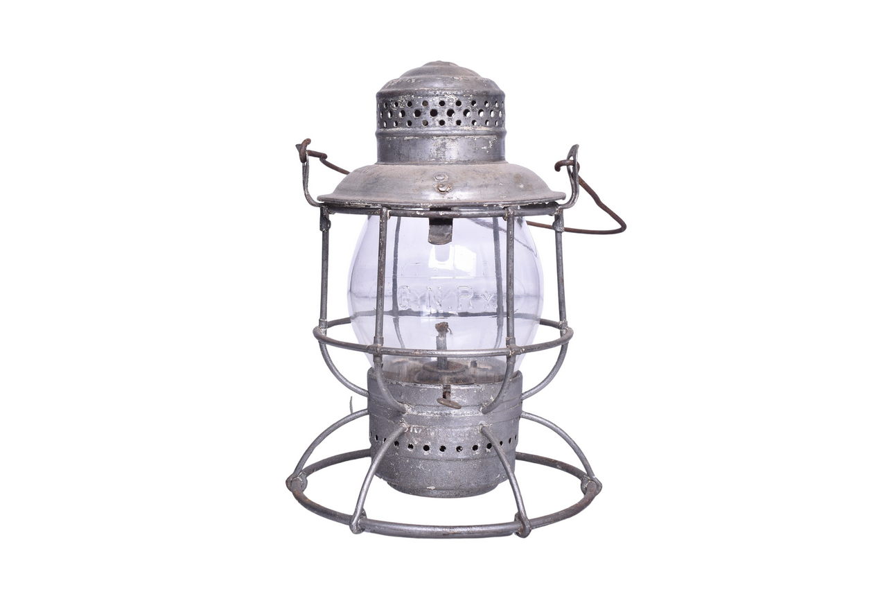 1822 - Armspear Great Northern Railway Railroad Lantern W/ Clear Cast Globe thumbnail
