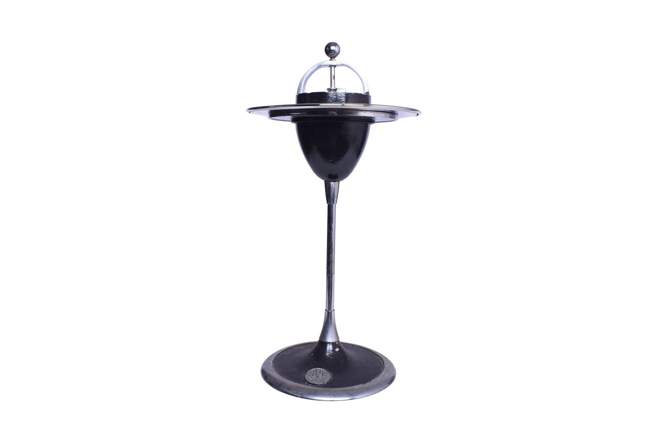 2072 - Restored Norfolk and Western Railroad Passenger Car Smoking Stand w/ Herald in Base thumbnail