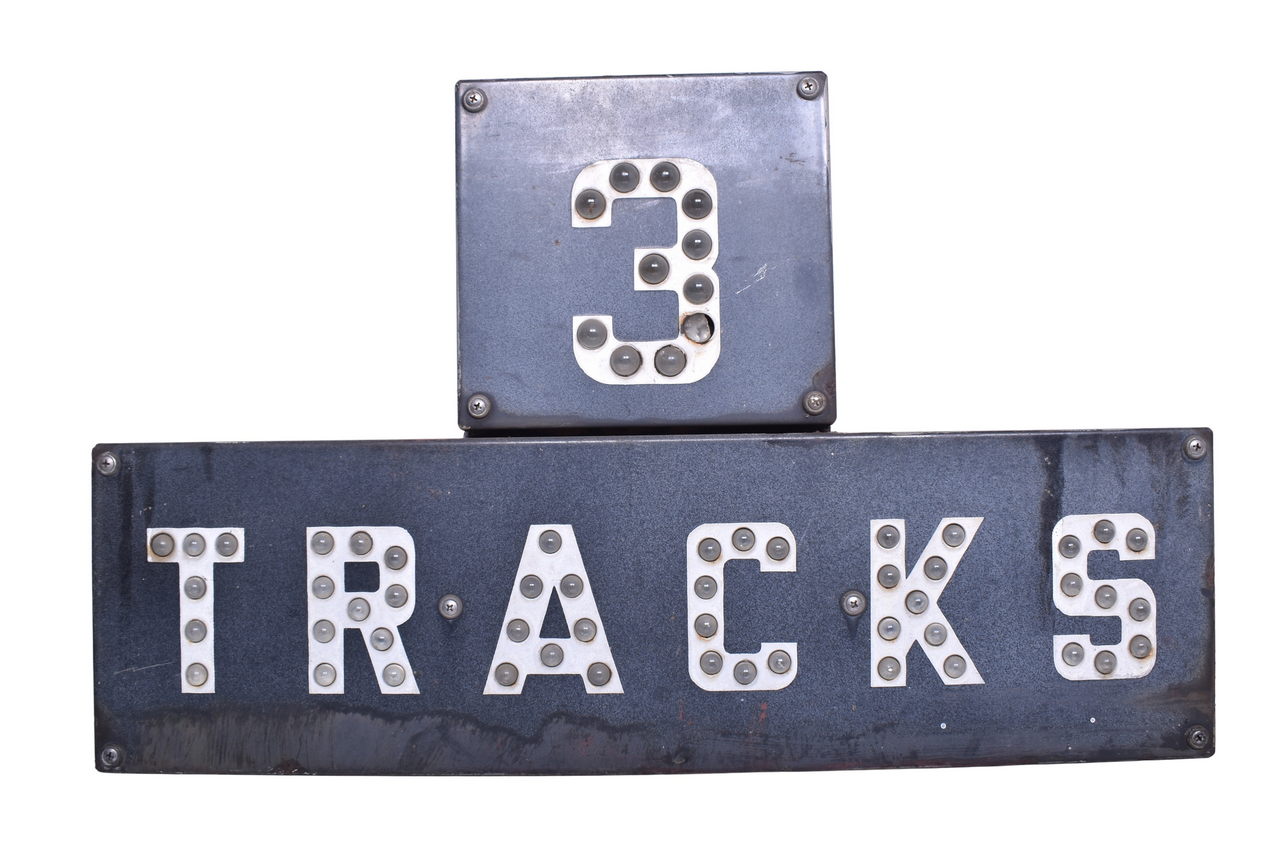 2090 - Porcelain Railroad Crossing 