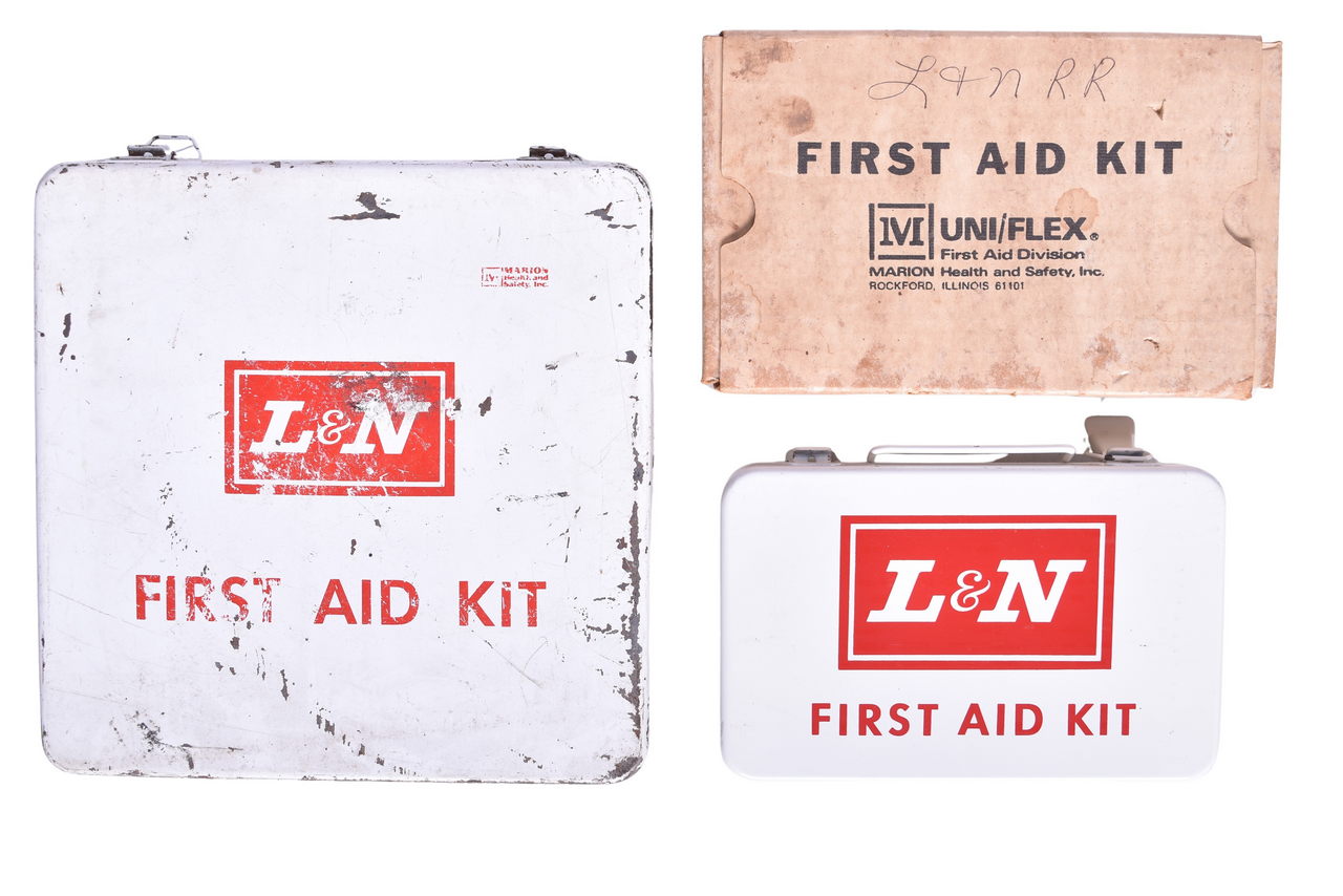 2195 - Pair of Louisville and Nashville Railroad First Aid Kits thumbnail