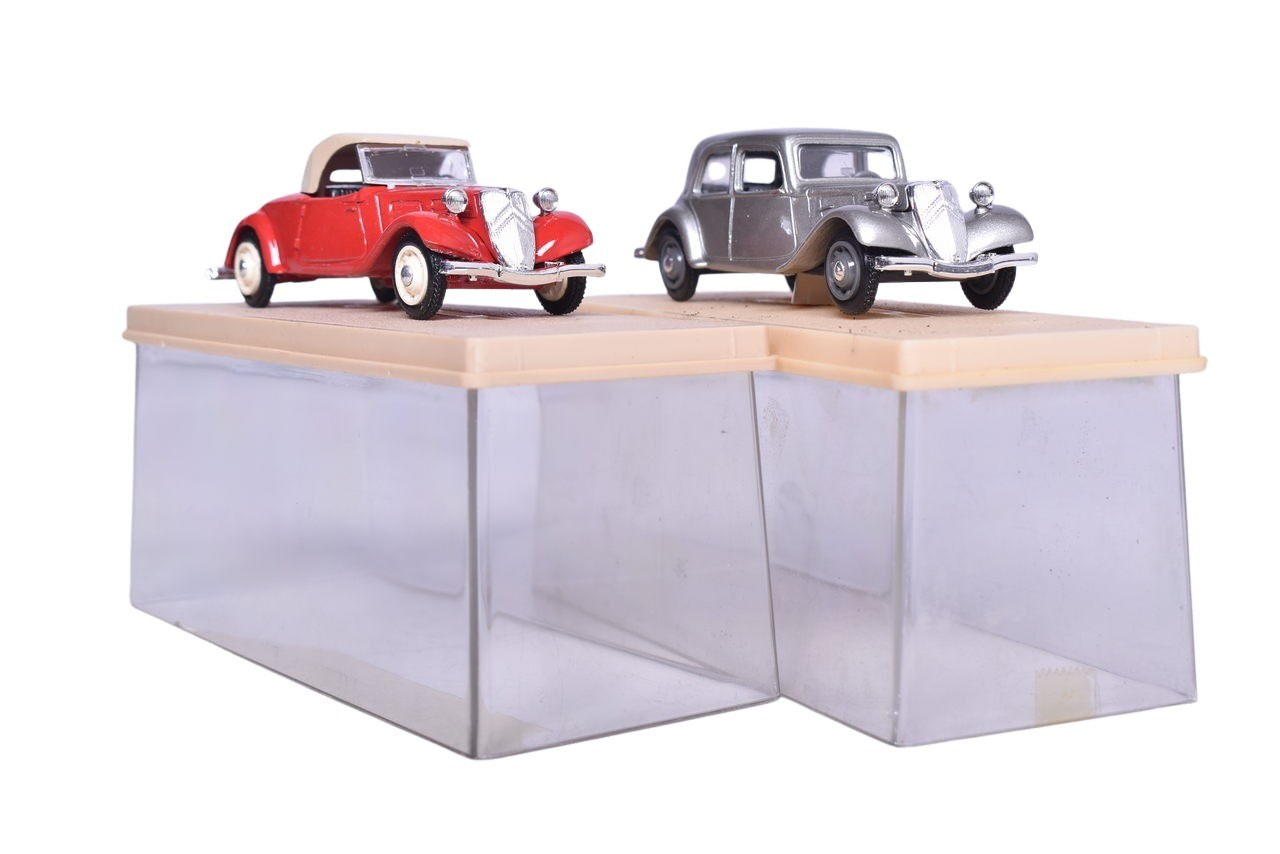 3 - Pair of Eligor Models - Citroen Traction Avant Cabriolet and Citroen Traction Avant Berline thumbnail
