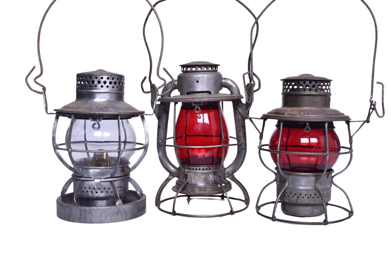 3002 - Trio of East Coast Lanterns - Pennsylvania, Reading, and Wheeling & Lake Erie thumbnail