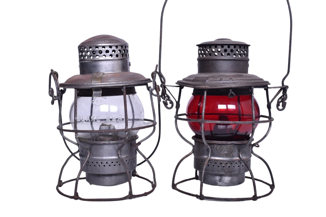 3022 - Pair of Adlake Kero Railroad Lanterns - Southern and Texas & Pacific thumbnail