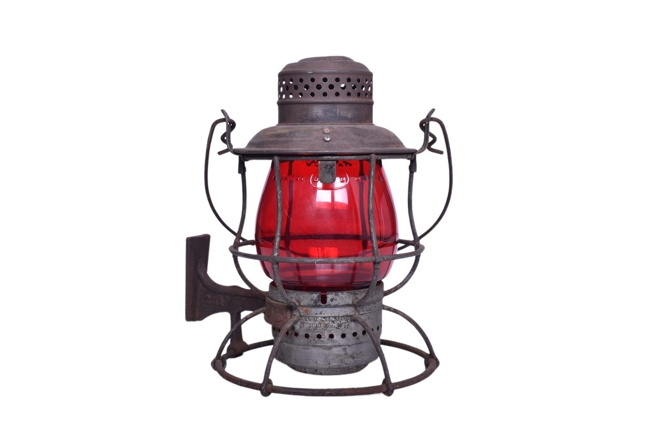 3032 - Armspear Eastern Massachusetts St. Railway Lantern thumbnail