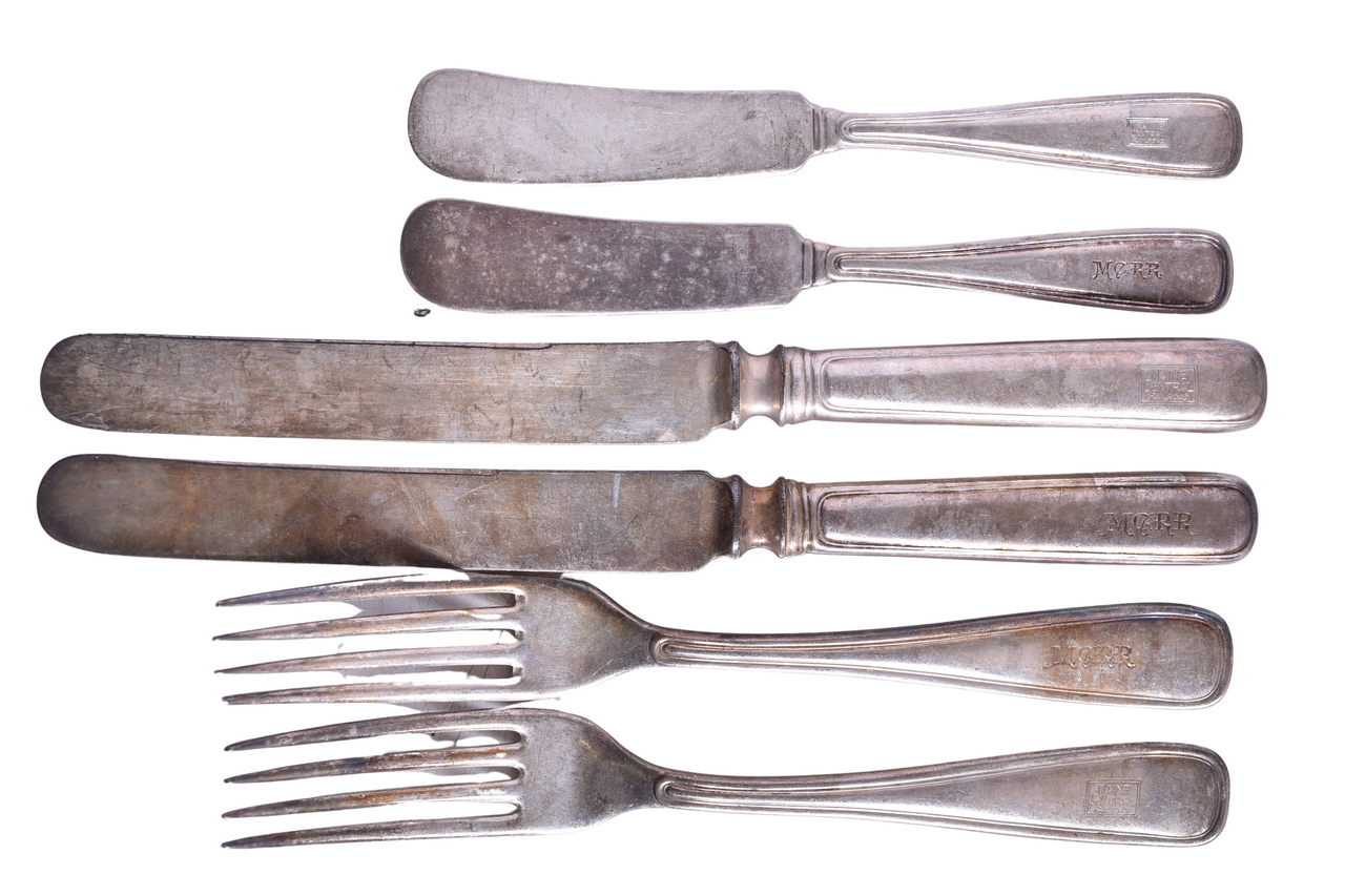 3033 - Six Pieces of Maine Central Railroad Flatware - Knives and Forks thumbnail
