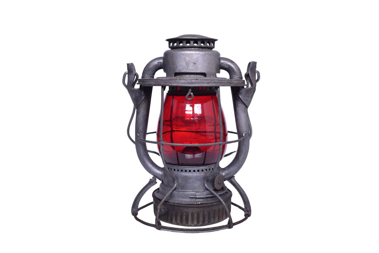 3042 - Dietz Vesta Bangor and Aroostook State of Maine Railroad Lantern thumbnail