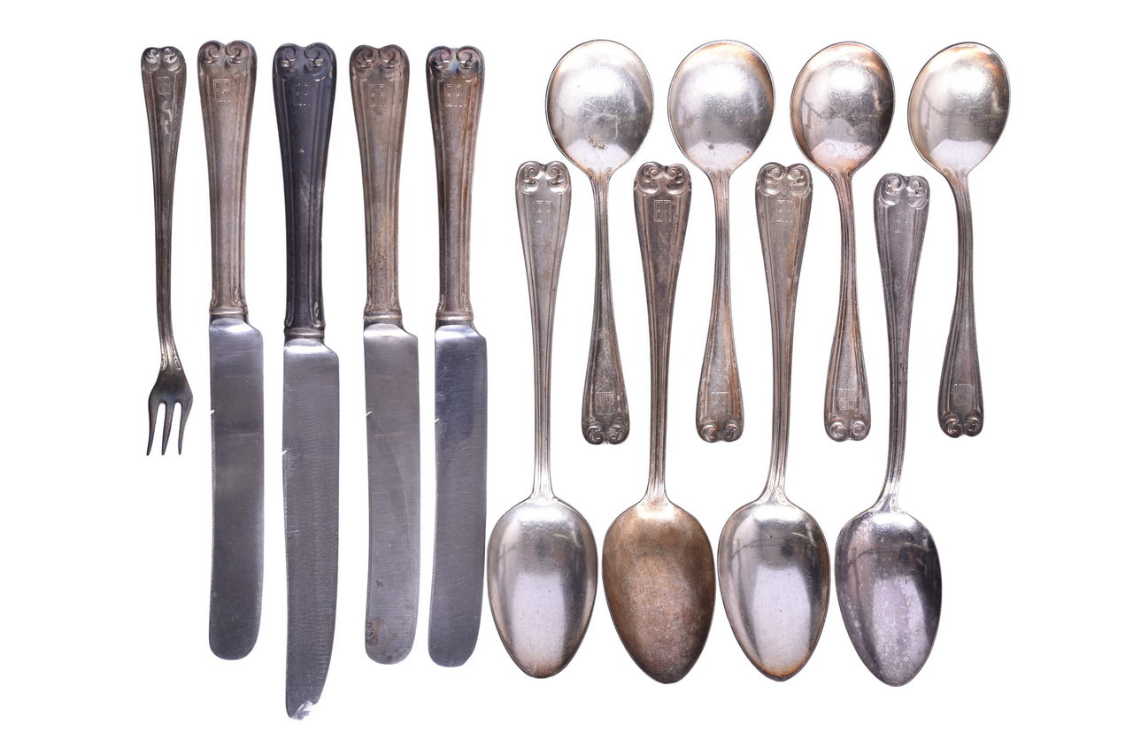 3063 - Thirteen Pieces of Burlington Route Railroad Silver Flatware - Belmont Oyster Fork, Spoons, and Knives thumbnail