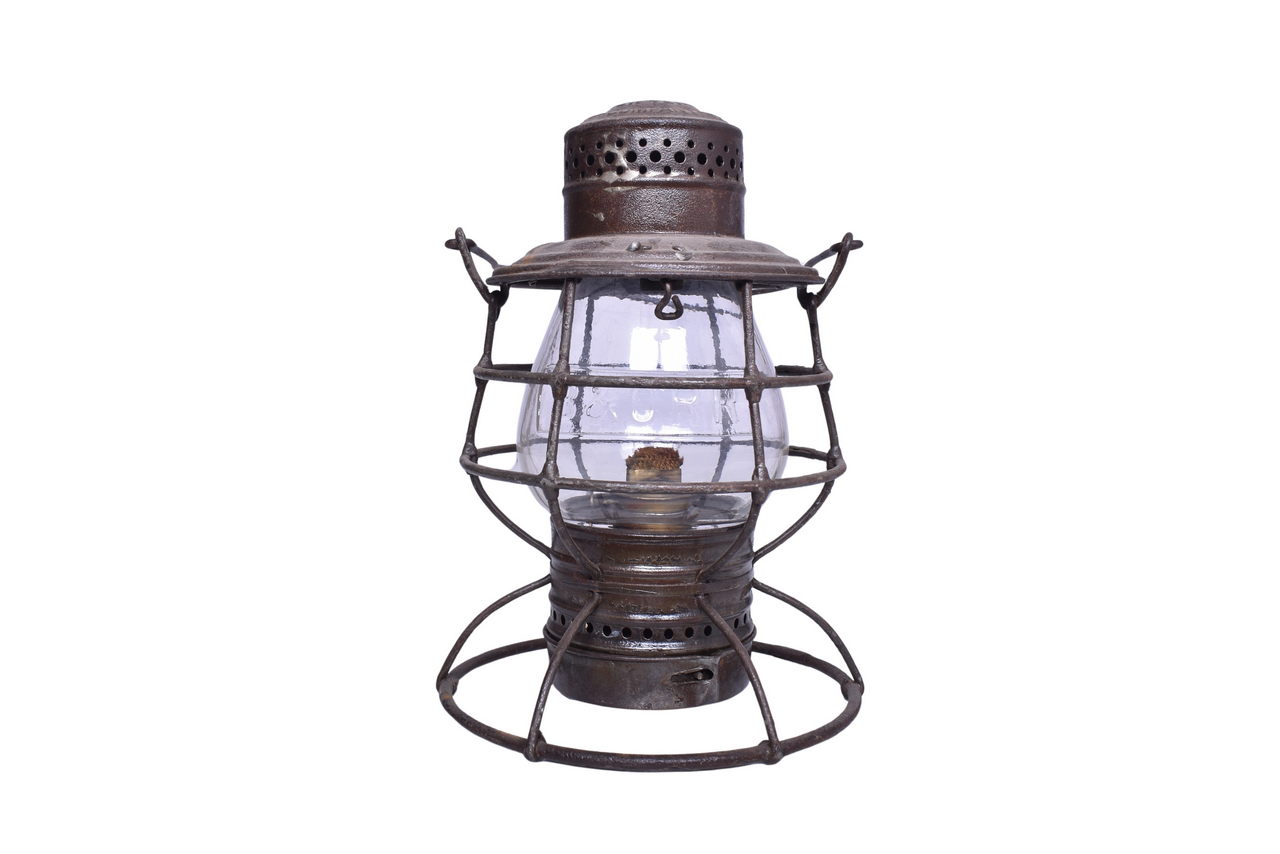 3066 - Adams & Westlake Baltimore and Ohio Railroad Lantern with Clear Cast Globe thumbnail