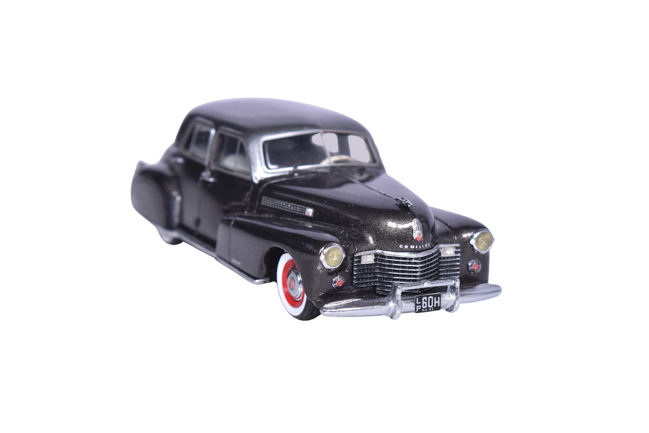 62 - Victory Models 1941 Cadillac Sixty Special thumbnail