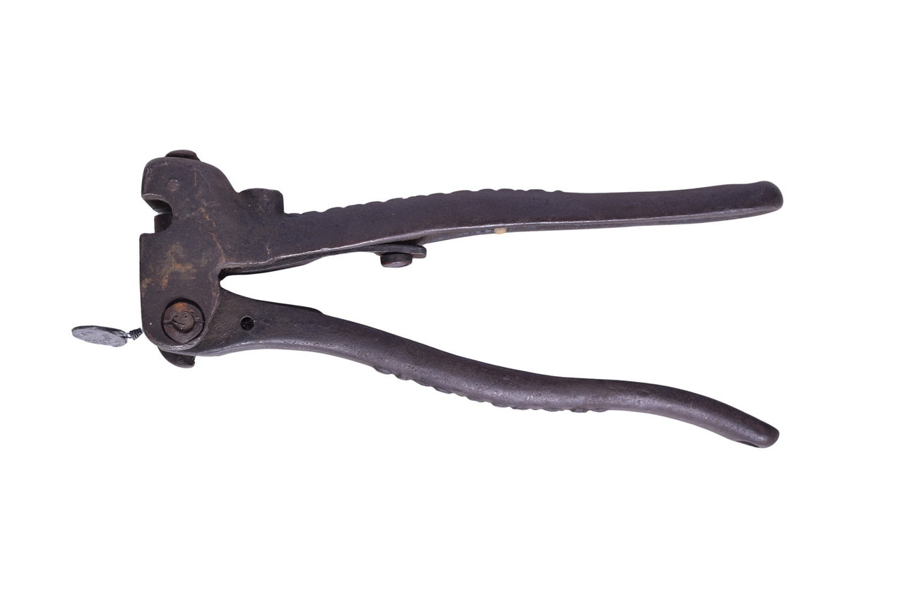 3147 - Railway Express Agency Walton, Kentucky Door Sealer thumbnail