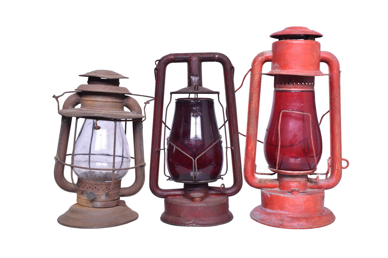 3204 - Trio of Railroad Lanterns - Frisco, Missouri Southern, Bell Bottom Dietz Vista thumbnail