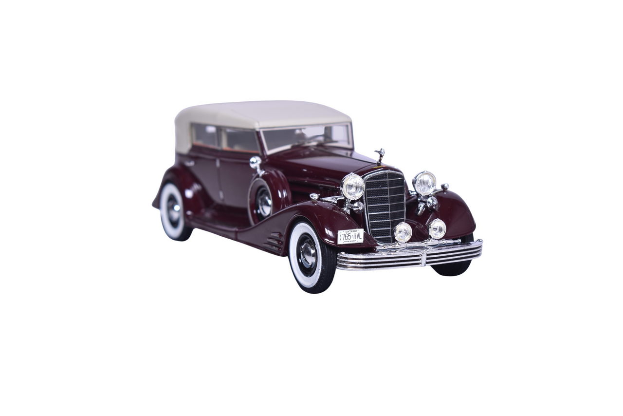 106 - Neo Scale Models Cadillac Fleetwood Allweather Phaeton thumbnail
