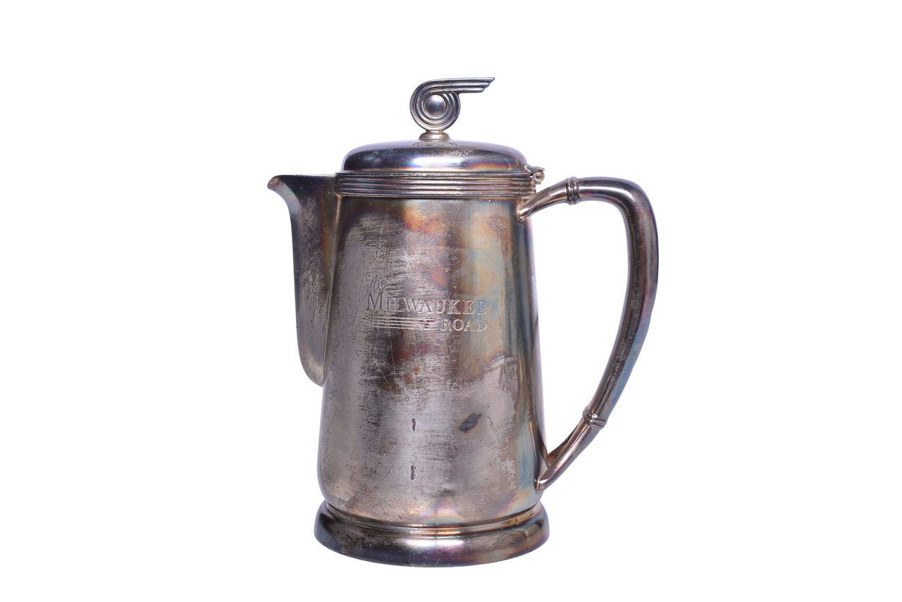 3239 - Milwaukee Road International Silver Coffee Pot 32 oz thumbnail