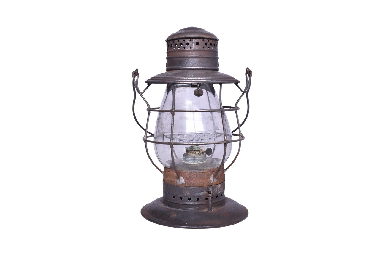 3376 - Railroad Signal Lamp and Lantern Co. Boston and Maine Railroad Bell Bottom Lantern thumbnail