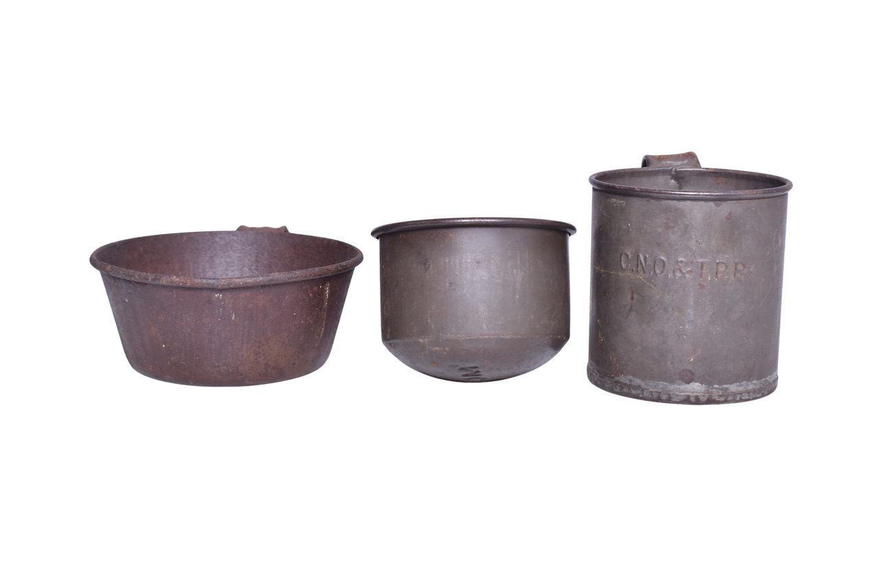 3300 - Three Tin Ware Railroad Cups - MKT, Missouri Pacific, and Cincinnati, New Orleans, and Texas Pacific thumbnail