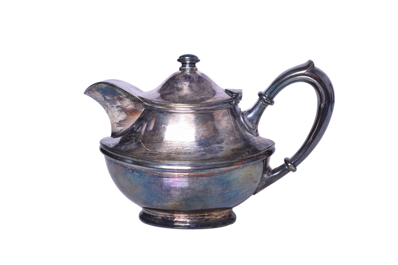 3393 - Union Pacific Railroad International Silver Business Car 100 Teapot or Coffee Pot thumbnail