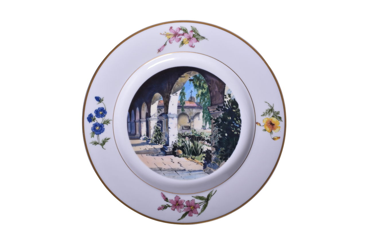 3499 - Southern Pacific Railroad Mission San Juan de Capistrano China Service Plate 10 1/2