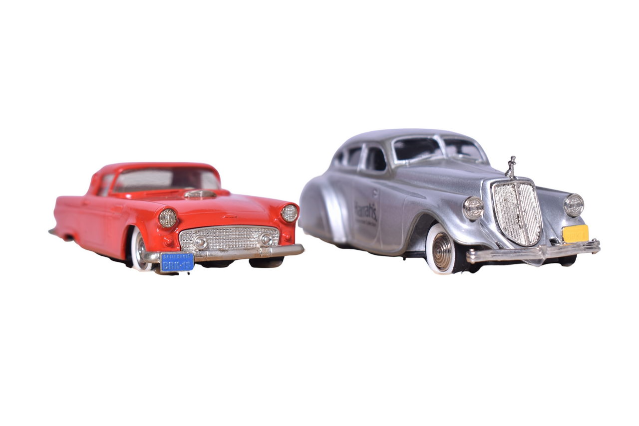 276 - Pair of Brooklin Models Cars - 1933 Pierre Arrow and 1956 Ford Thunderbird thumbnail