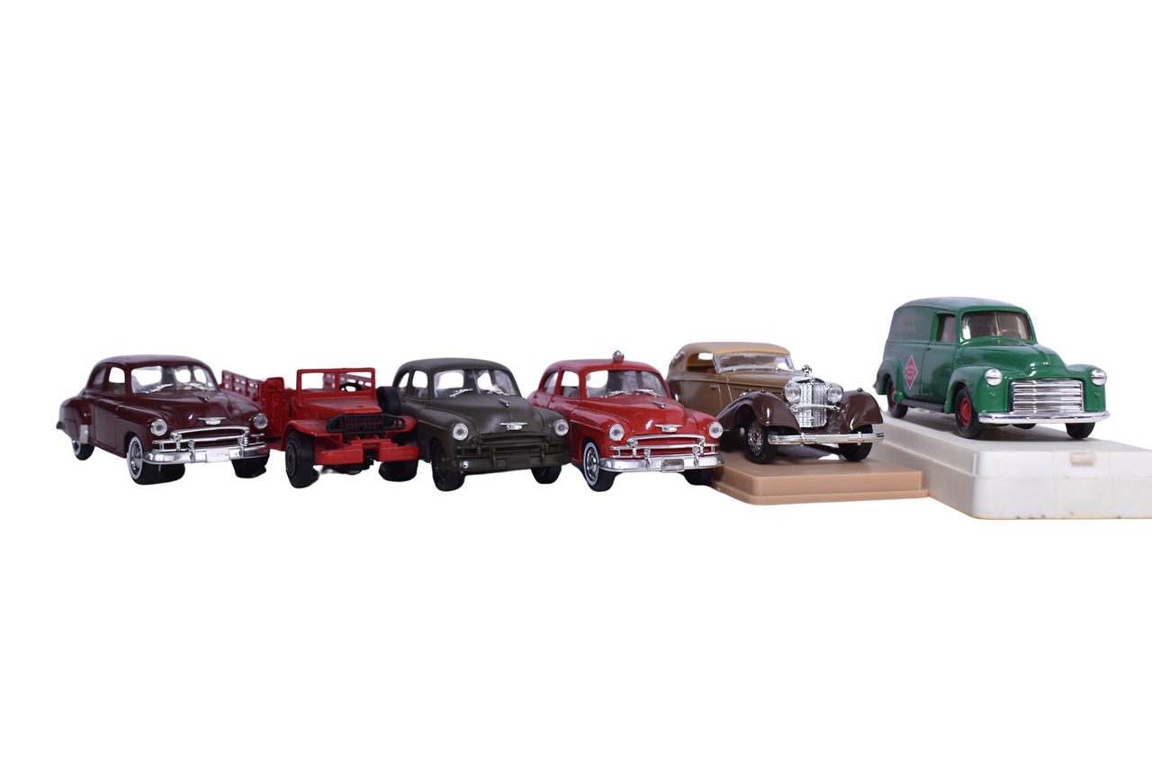 300 - Six Solido Car Models - Chevrolet, Mercedes-Benz, Packard, and Dodge thumbnail