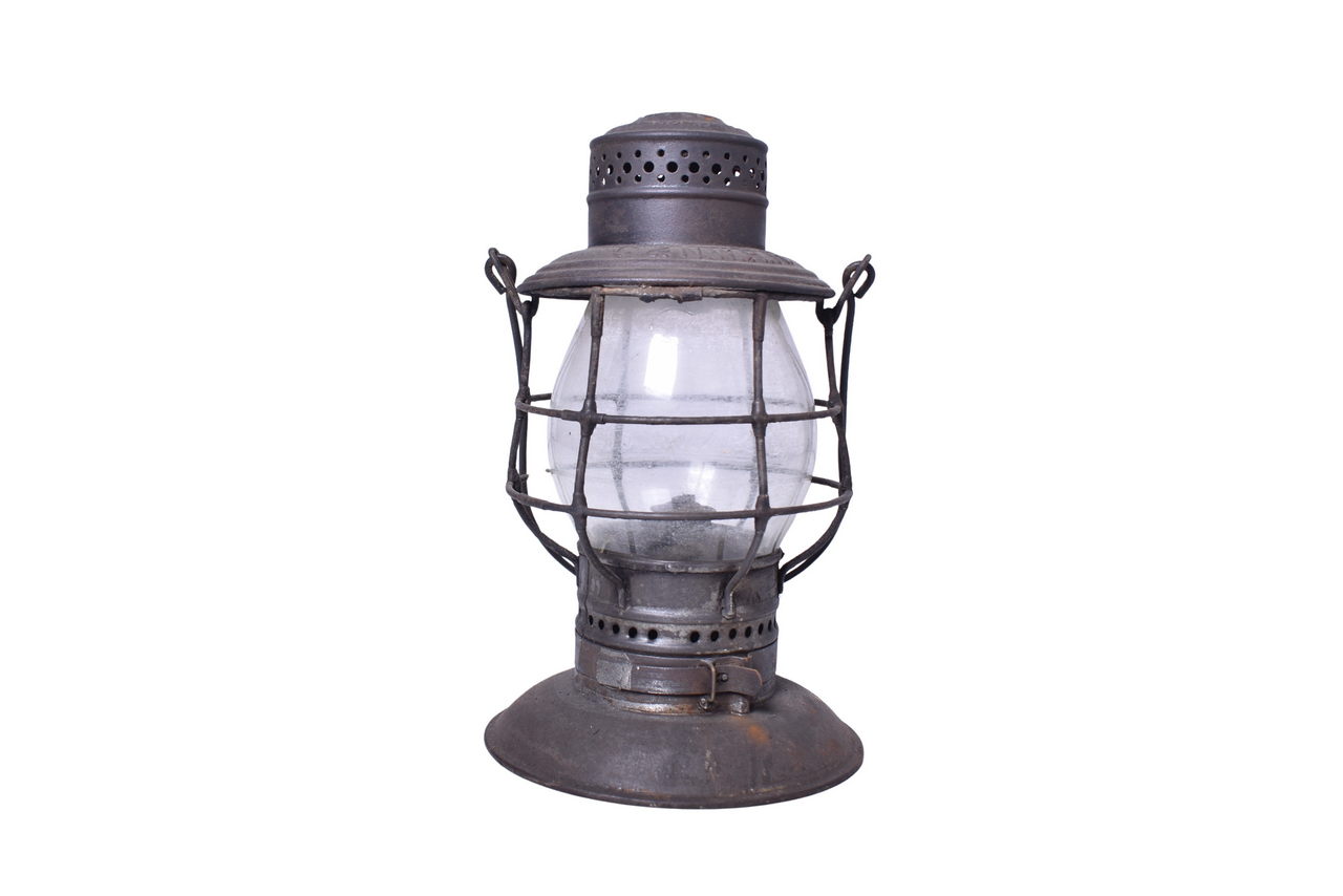 3374 - Adams & Westlake Chicago and North Western Railroad Bell Bottom Lantern thumbnail