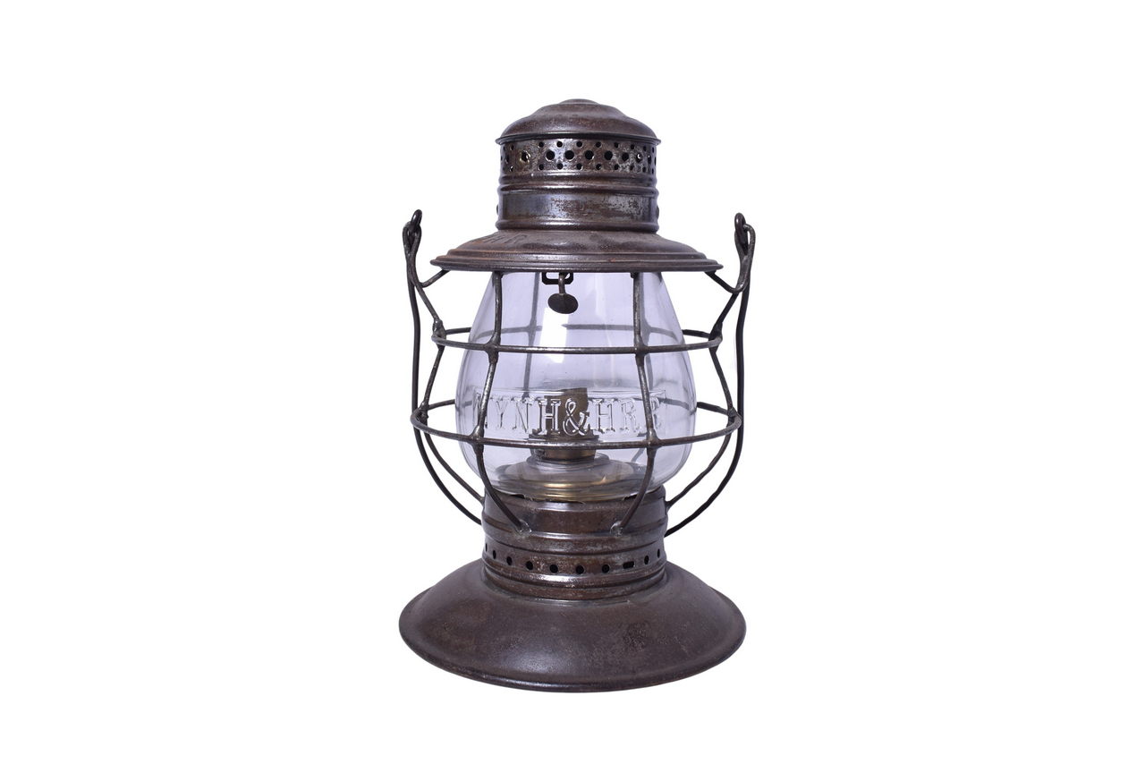 3384 - Railroad Signal Lamp & Lantern Co. New York, New Haven & Hartford Railroad Bell Bottom Lantern thumbnail