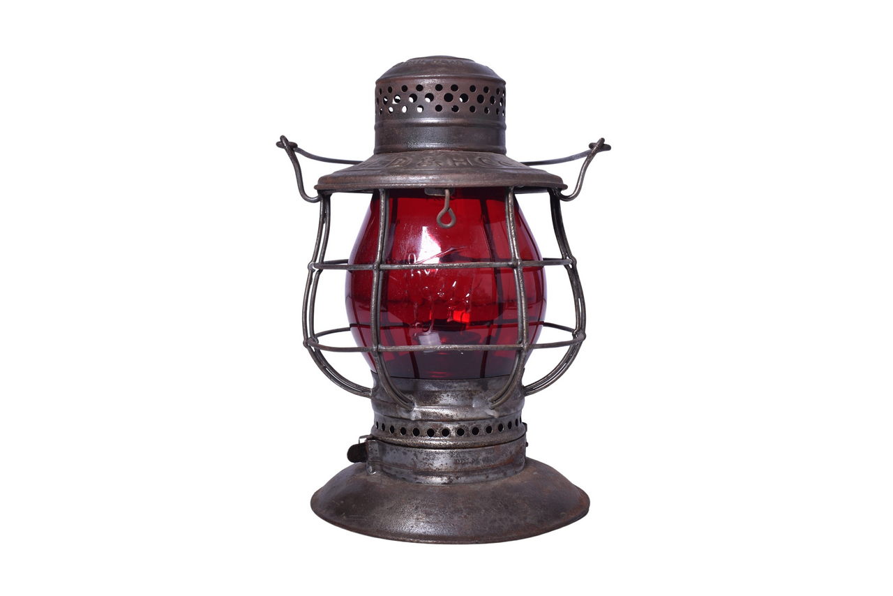 3446 - C.T. Ham No. 39 Delaware and Hudson Railroad Lantern with Red Cast The D&H Globe thumbnail