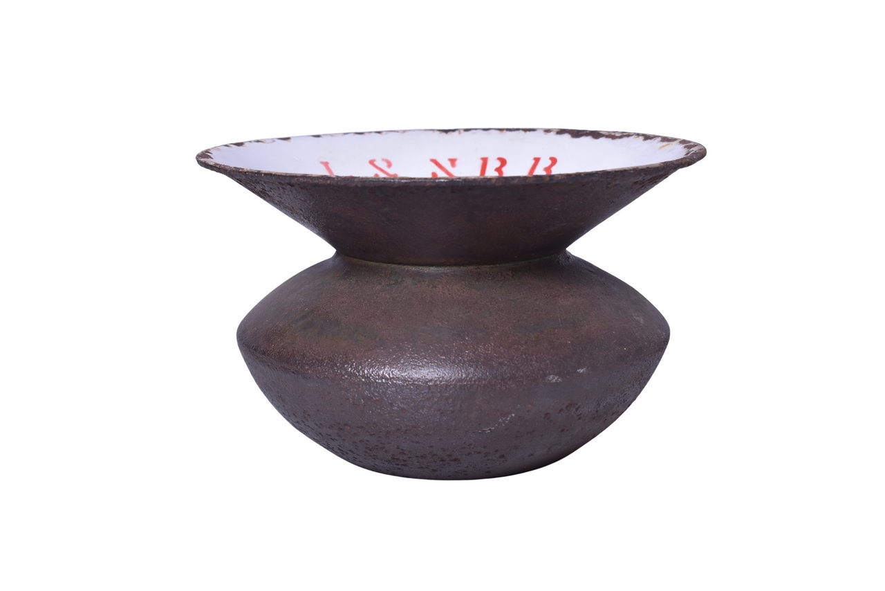 3420 - Louisville and Nashville Cast Iron and Porcelain Spittoon / Cuspidor thumbnail