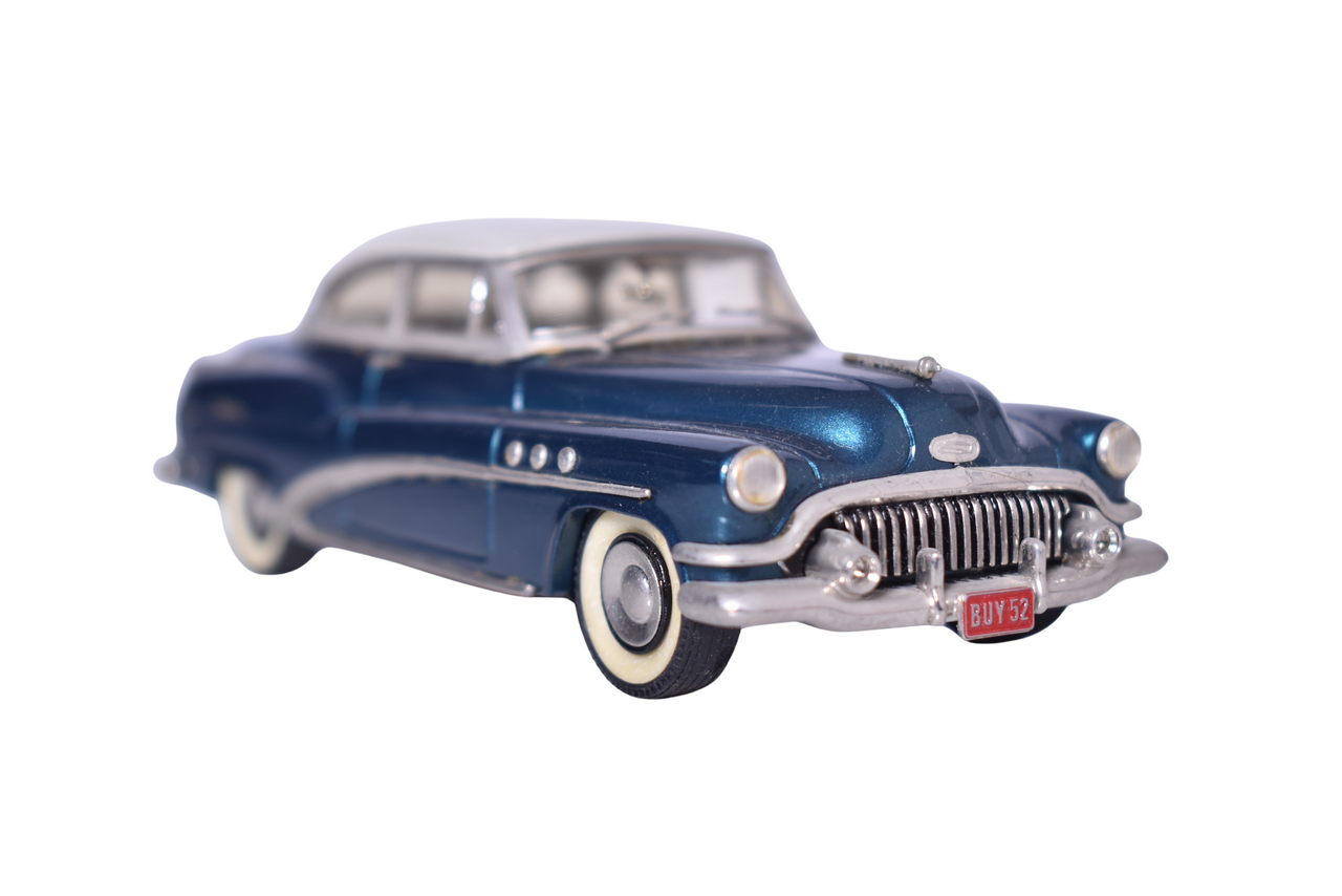 89 - Conquest Models No. 26 1952 Buick Super thumbnail