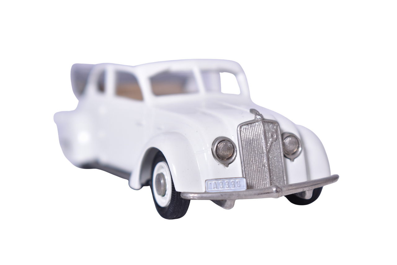 260 - Rob Eddie / Brooklin Models 1935 Volvo PV 36 Carioca thumbnail