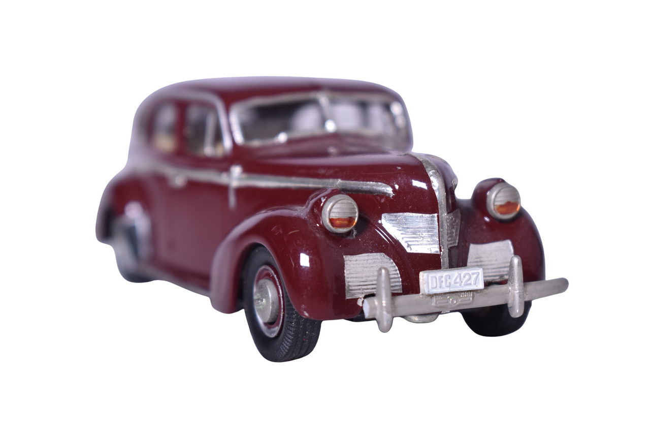 265 - Rob Eddie / Brooklin Models 1946 Volvo PV60 thumbnail