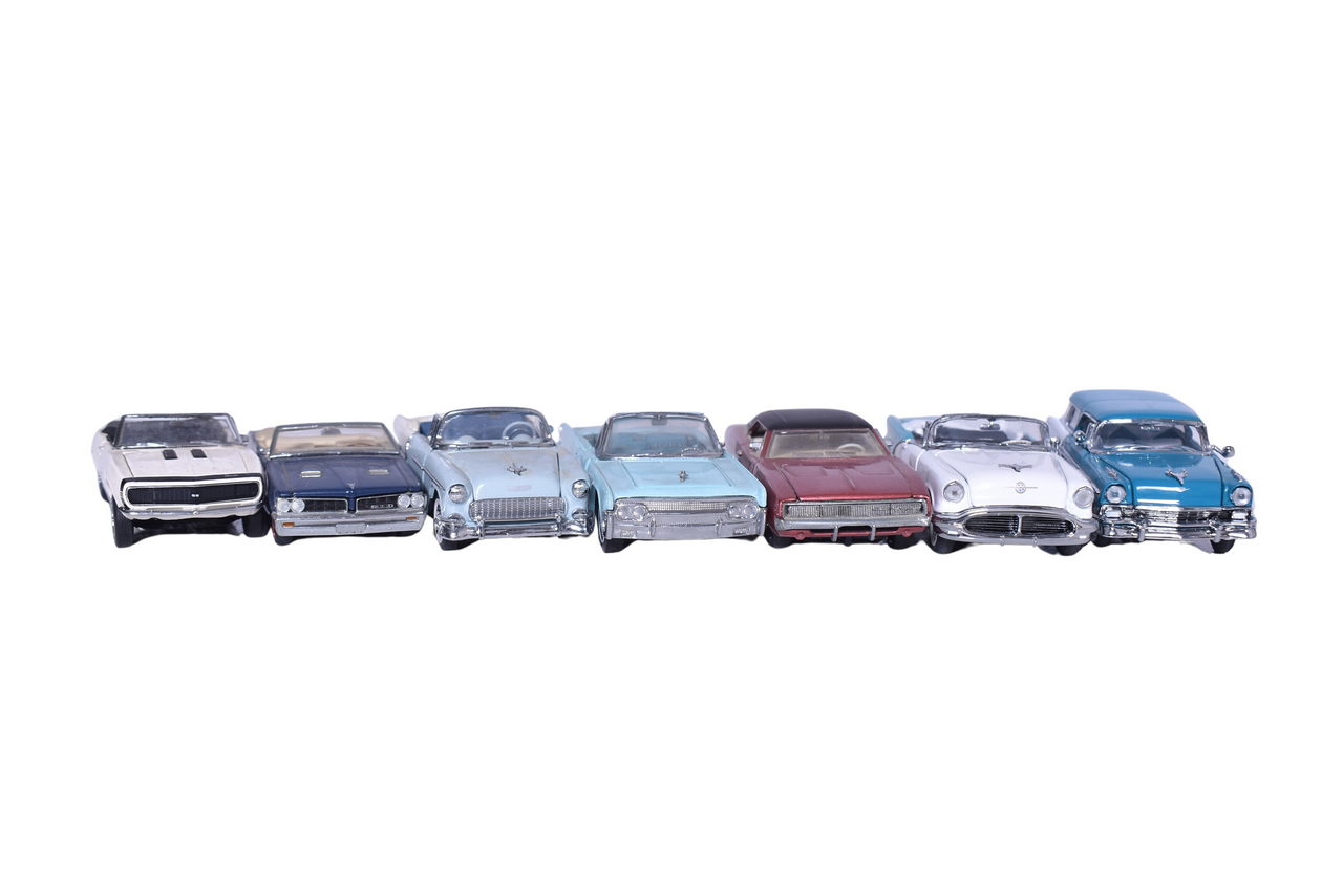 174 - Seven Franklin Mint Models - Oldsmobile, Chevrolet, Pontiac, Lincoln and Dodge thumbnail