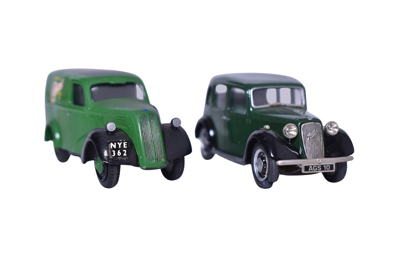 243 - Pair of Somerville Models - 1936 Austin 10 and Fordson 5 CWT Van thumbnail
