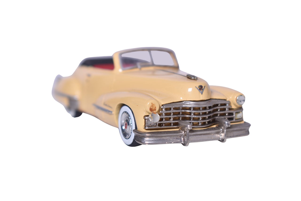 277 - Resin 1947 Cadillac Series 62 convertible in Maize Yellow thumbnail