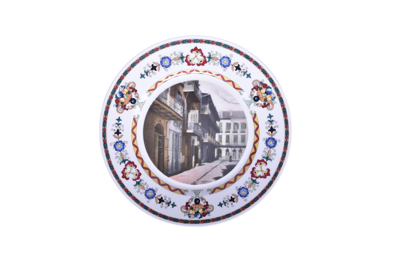 3569 - Illinois Central Railroad French Quarter Service Plate Pirate Alley New Orleans thumbnail