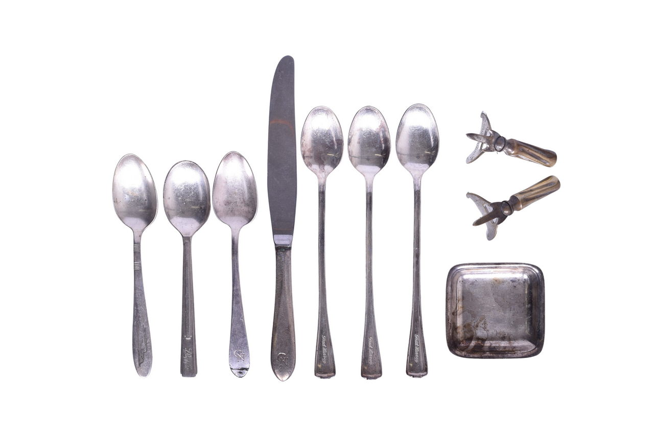 3289 - Ten Pieces of Western Railroad Dining Car Silver - Great Northern, Southern Pacific, Santa Fe, and More thumbnail