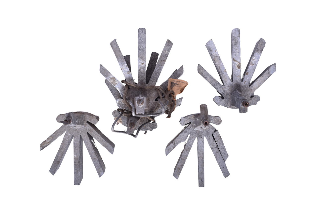 3302 - Five Telegraph Crow's Foot Zinc Batteries thumbnail