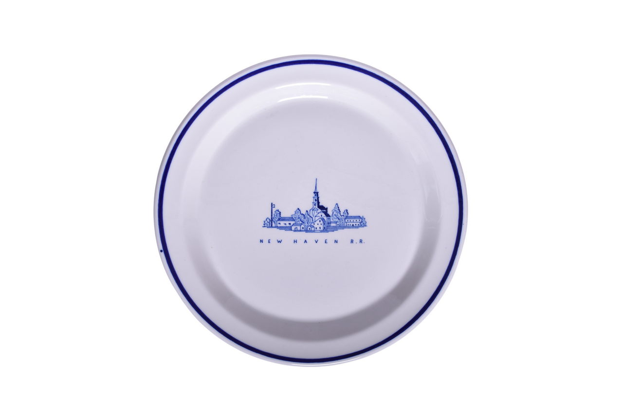 3613 - New Haven Railroad China Old Saybrook Dinner Plate 9 1/2