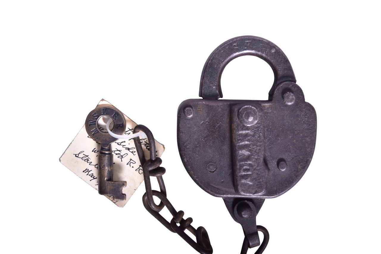 3659 - Metropolitan West Side Elevated Railroad Adlake Steel Lock w/ Brass Single Ring Key thumbnail