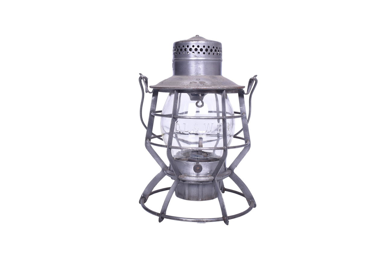 3628 - Dressel Delaware Lackawanna and Western Railroad Lantern w/ Clear Cast Globe thumbnail