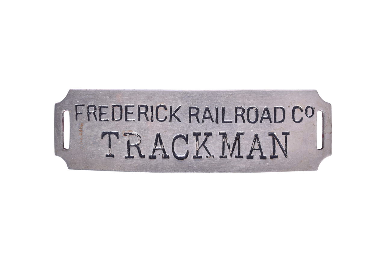 3680 - Frederick Railroad Co. Trackman Nickel Cap Badge thumbnail