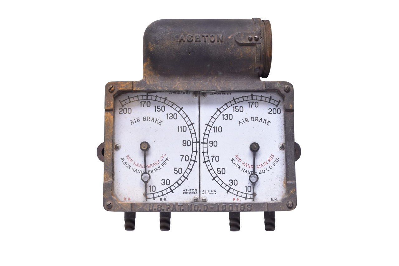 3560A - Ashton Dual Steam Locomotive Airbrake Gauge thumbnail